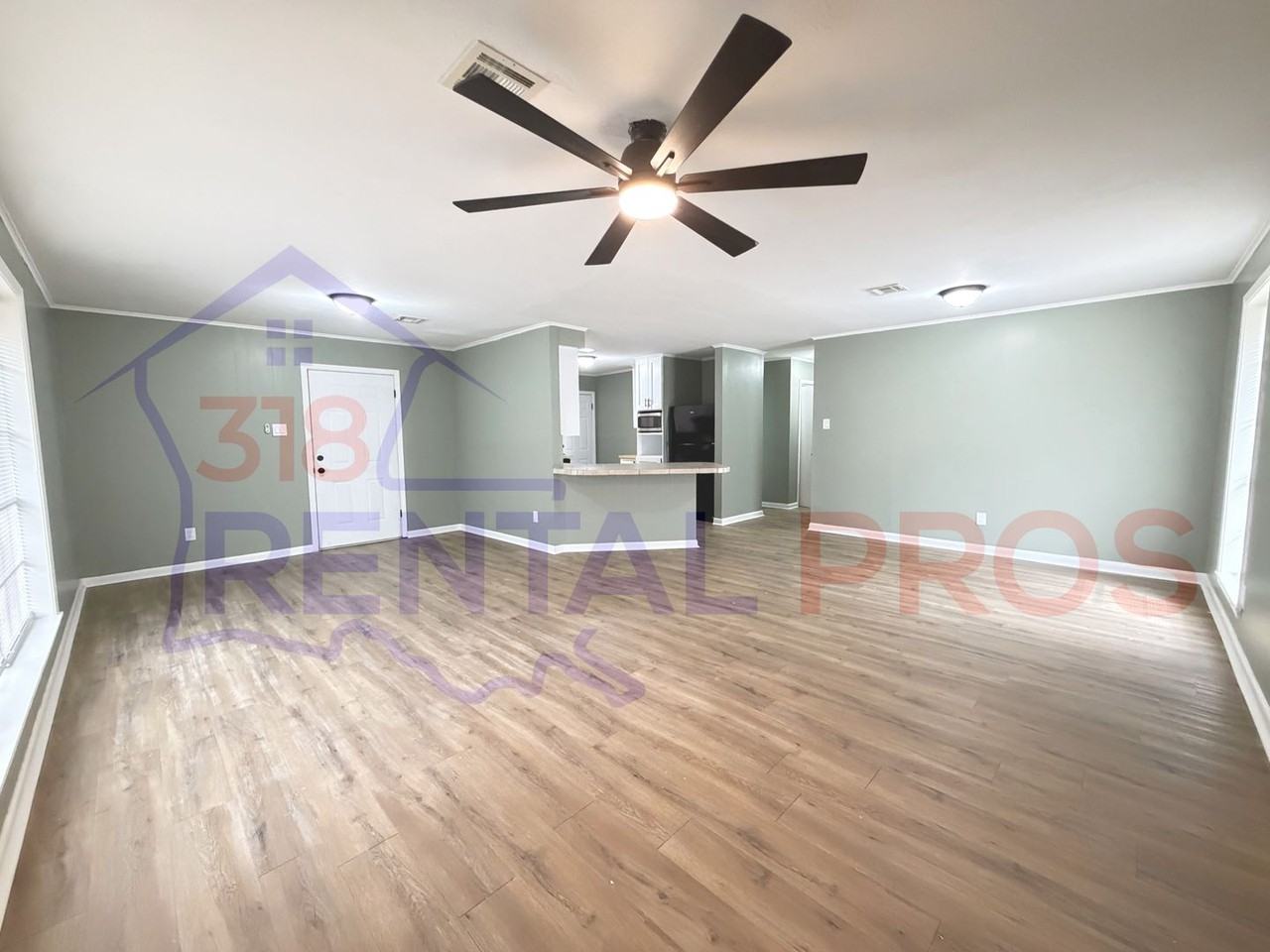 208 Neal St - Photo 5 of 23