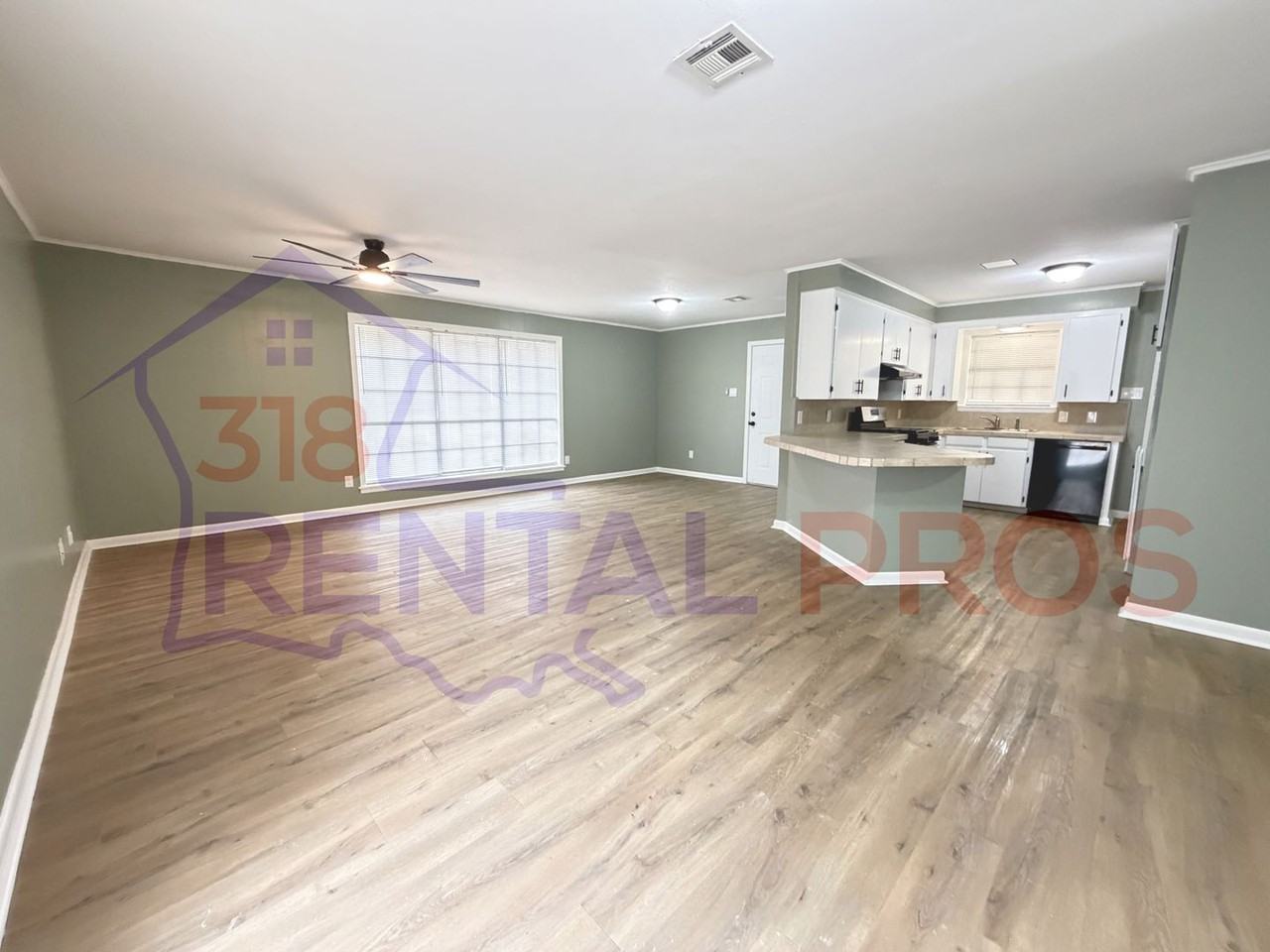 208 Neal St - Photo 6 of 23