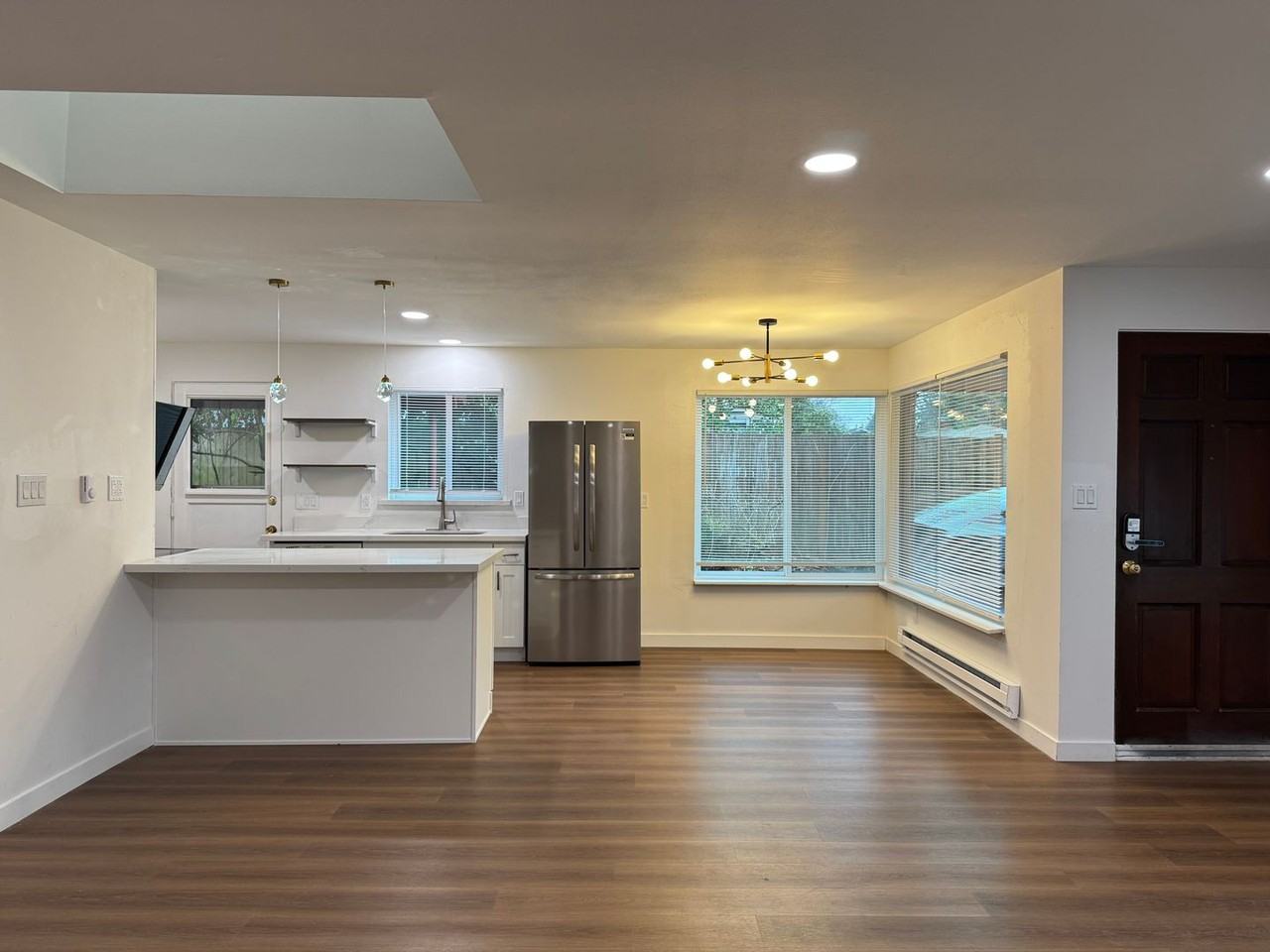 2309 N 134th St - Photo 2 of 19