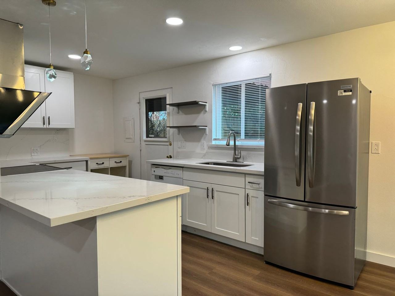 2309 N 134th St - Photo 4 of 19