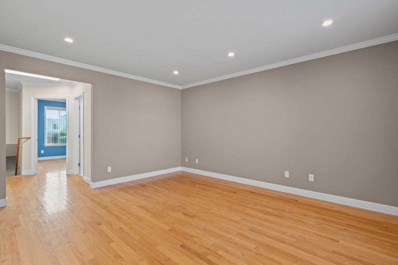 1682 47th Ave - Photo 3 of 31