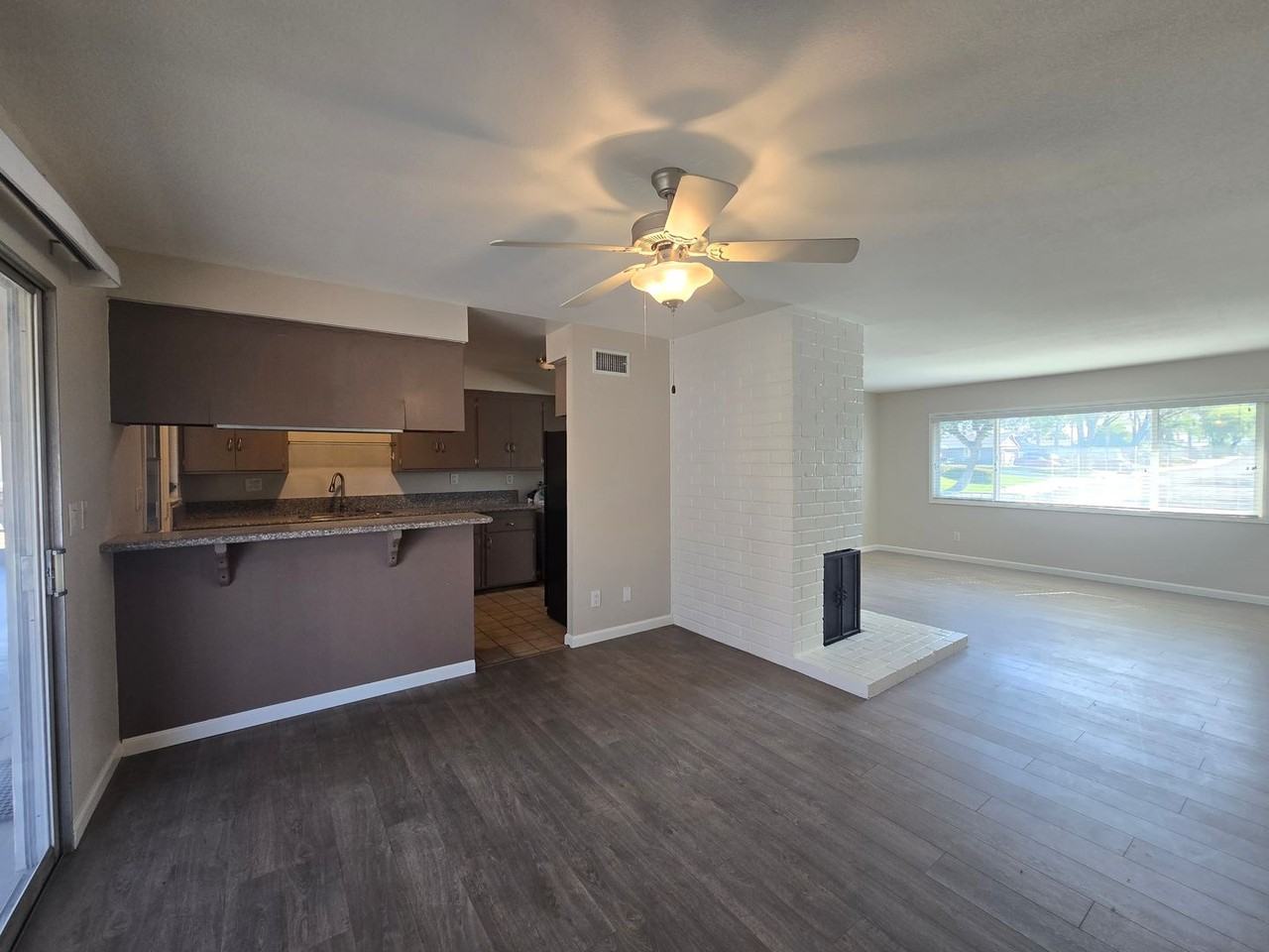 6853 Morningside Ave - Photo 5 of 20