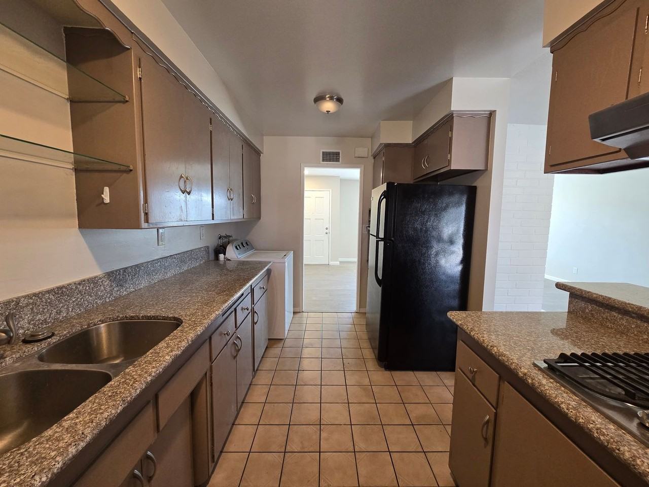 6853 Morningside Ave - Photo 7 of 20