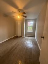 421 Parkinson St - Photo 1 of 1