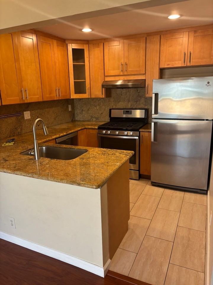 2917 Crocker Ct - Photo 6 of 22