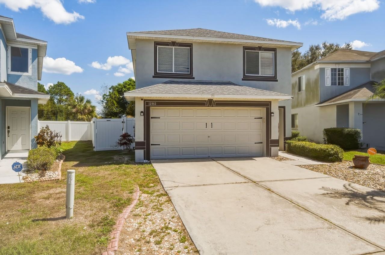 12962 Fennway Ridge Dr - Photo 3 of 33