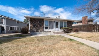 4742 Villa Cir #A - Photo 1 of 1