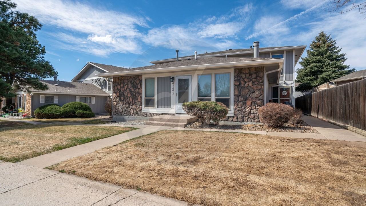 4742 Villa Cir #A - Photo 2 of 12