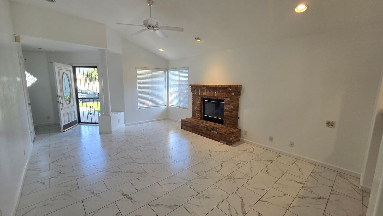 10315 Cheyenne Dr - Photo 5 of 20