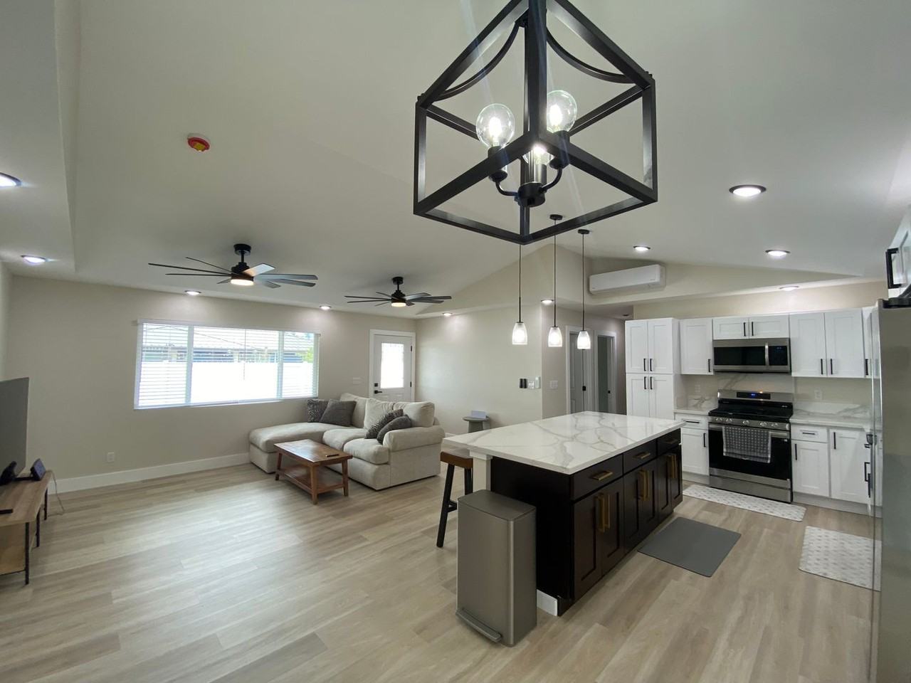 16-2115 Emerald Dr - Photo 6 of 24