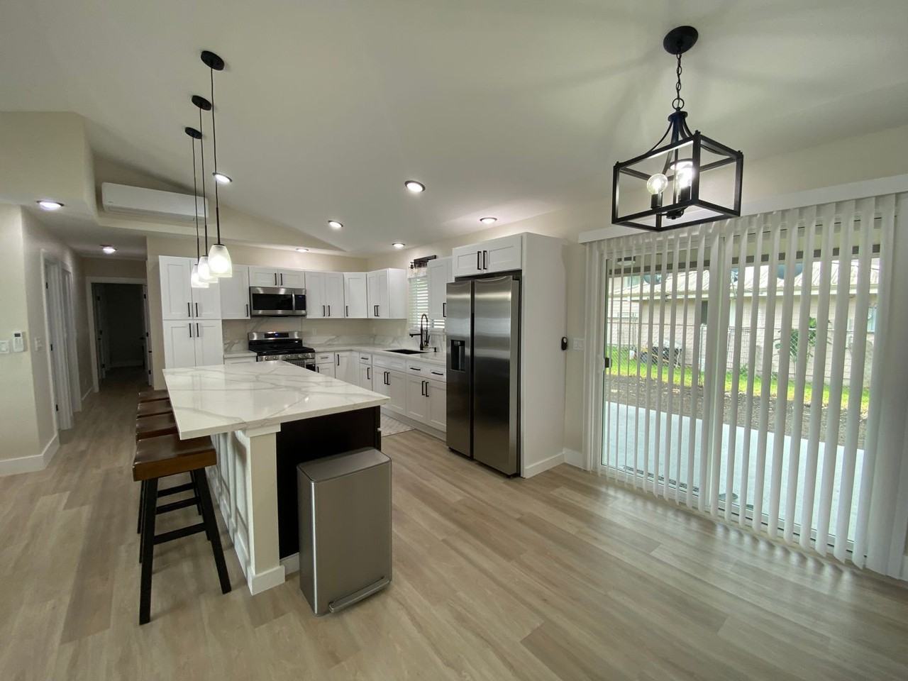 16-2115 Emerald Dr - Photo 7 of 24