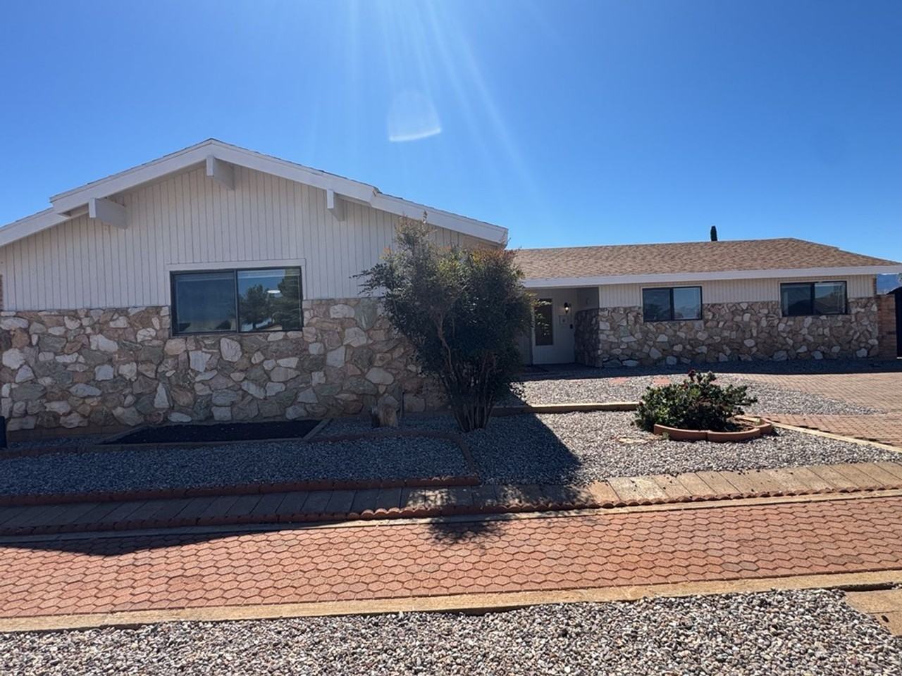 4664 Citadel Dr - Photo 3 of 29