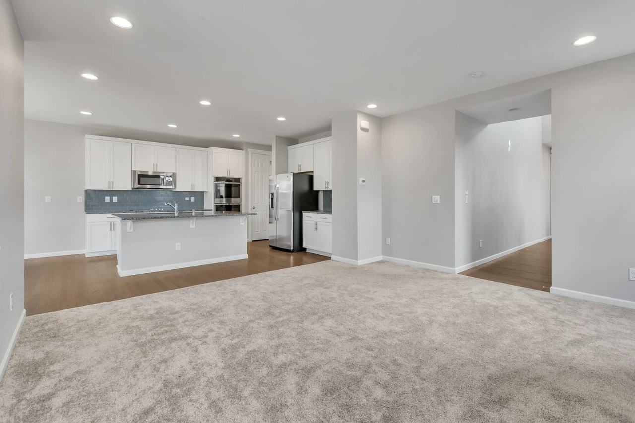 4933 Wanderlust Way - Photo 4 of 23