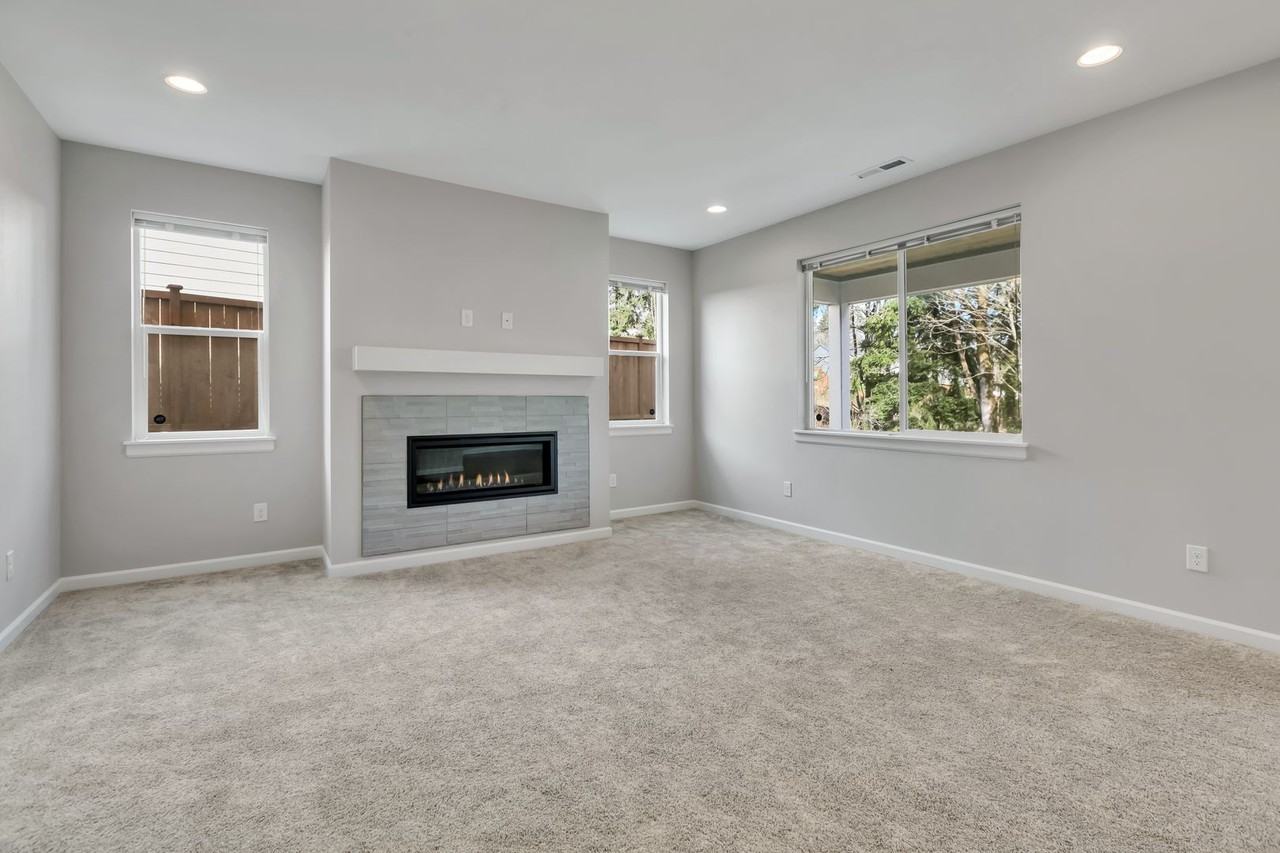 4933 Wanderlust Way - Photo 5 of 23