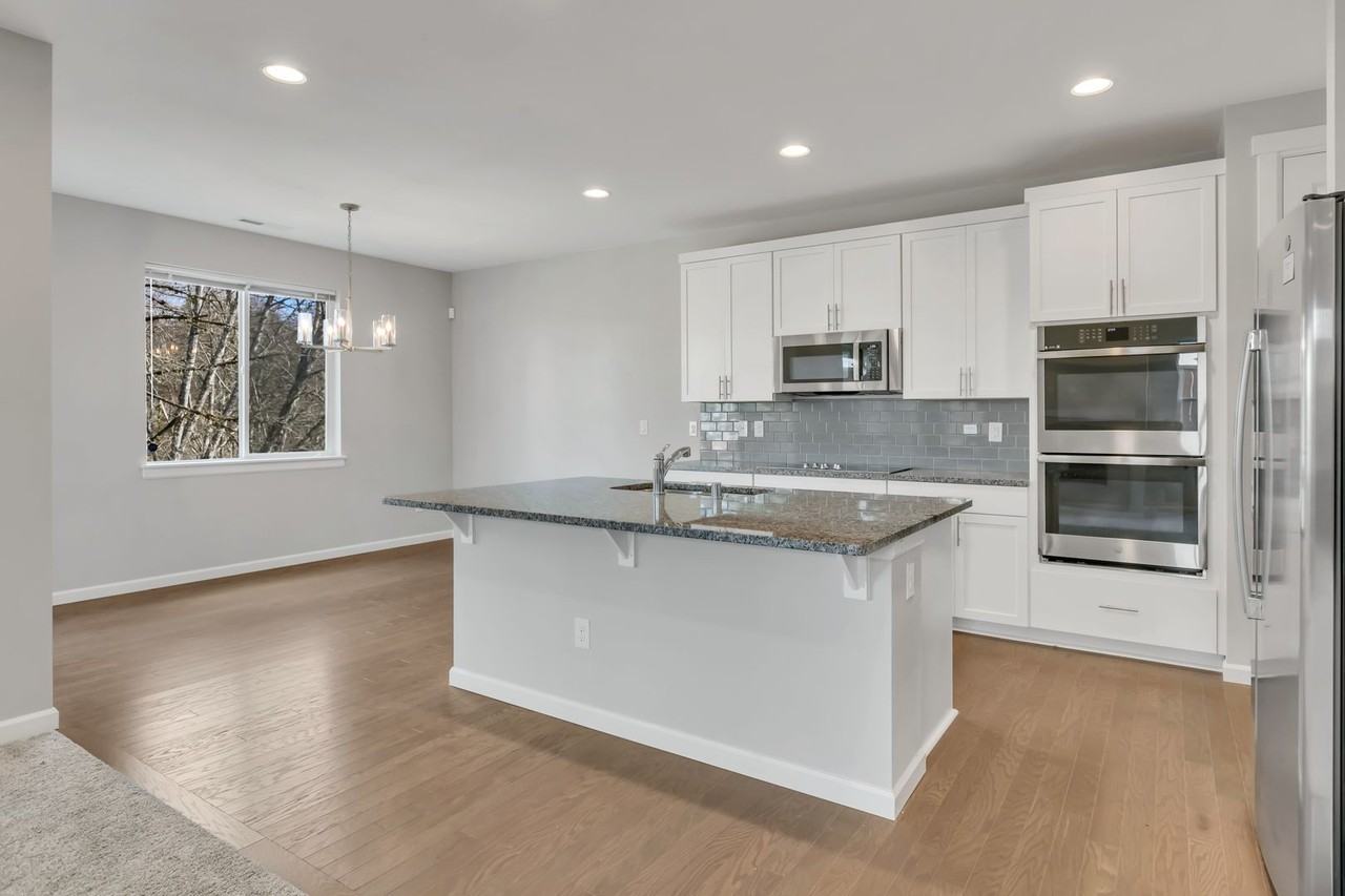 4933 Wanderlust Way - Photo 6 of 23