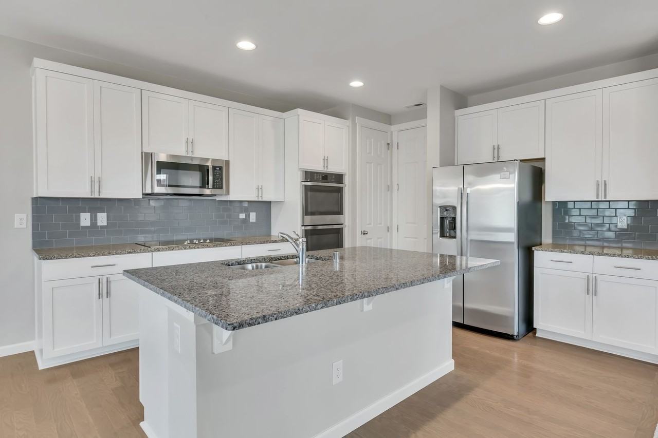 4933 Wanderlust Way - Photo 7 of 23