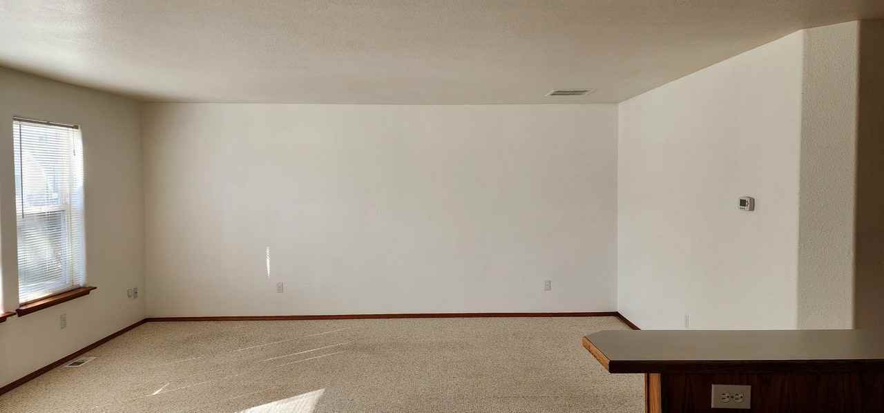 1330 S Skyline Dr - GRQ - WA - Photo 3 of 20