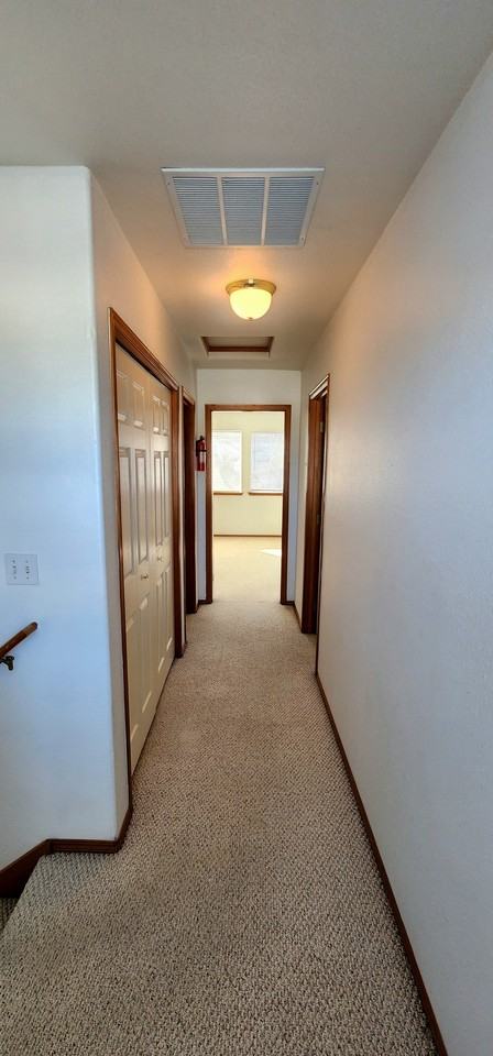 1330 S Skyline Dr - GRQ - WA - Photo 7 of 20