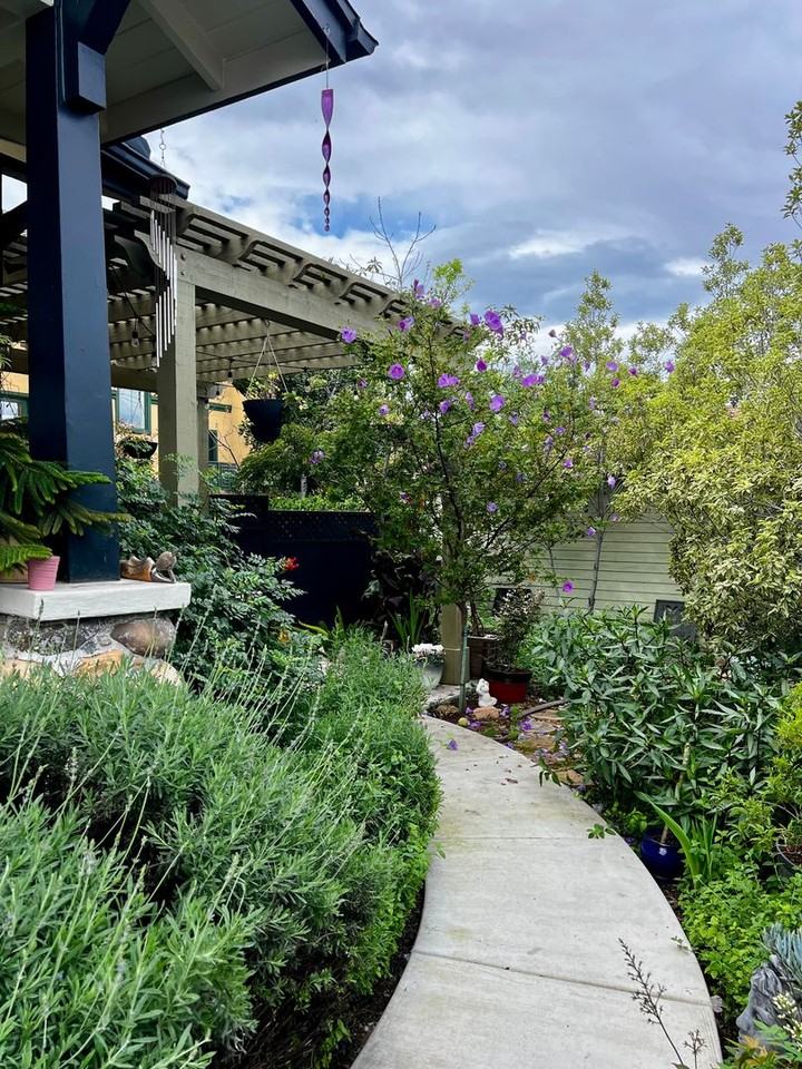 2119 Polk Ave - Photo 4 of 36