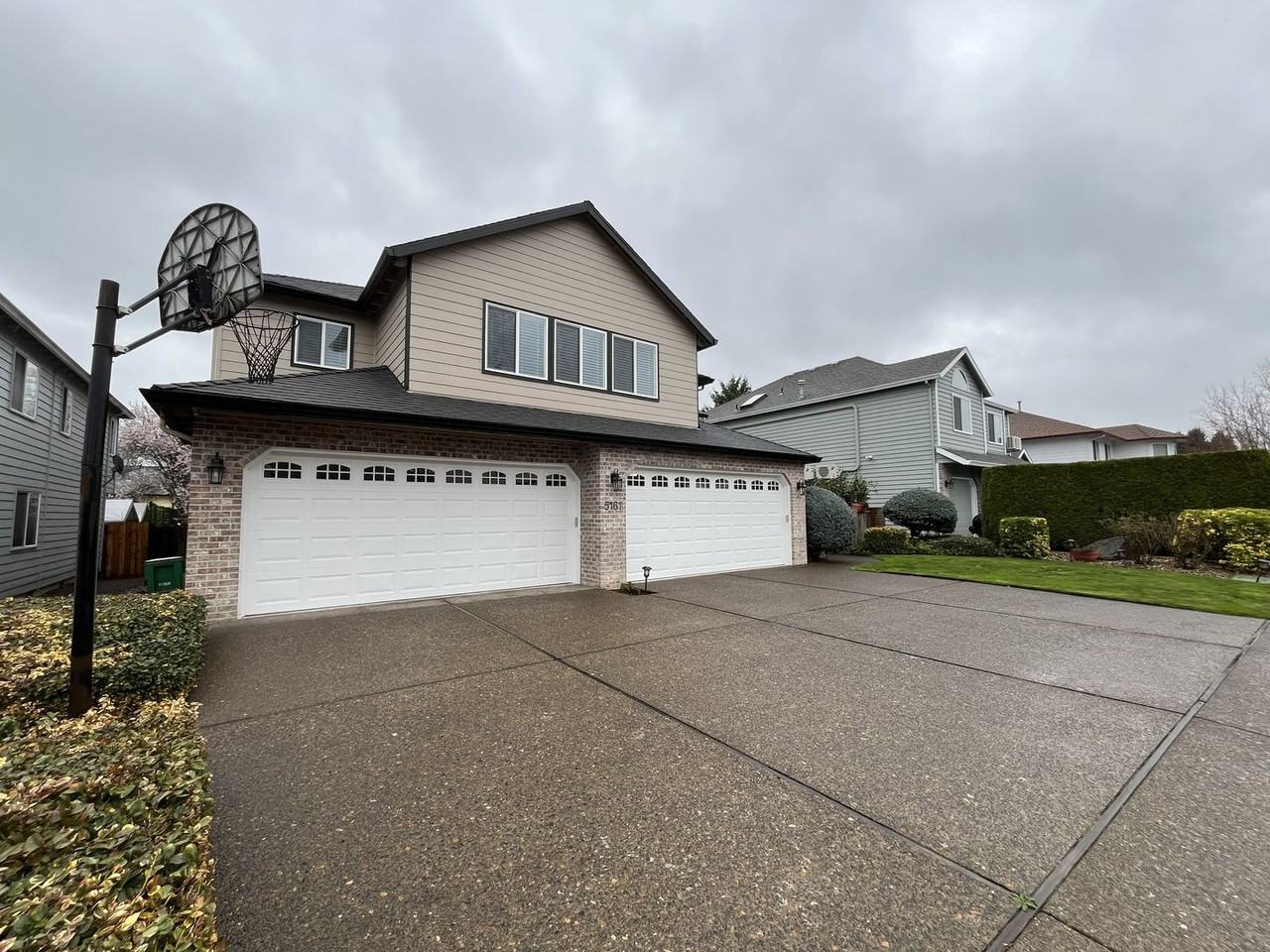 5161 Nw Millstone Way - Photo 3 of 50