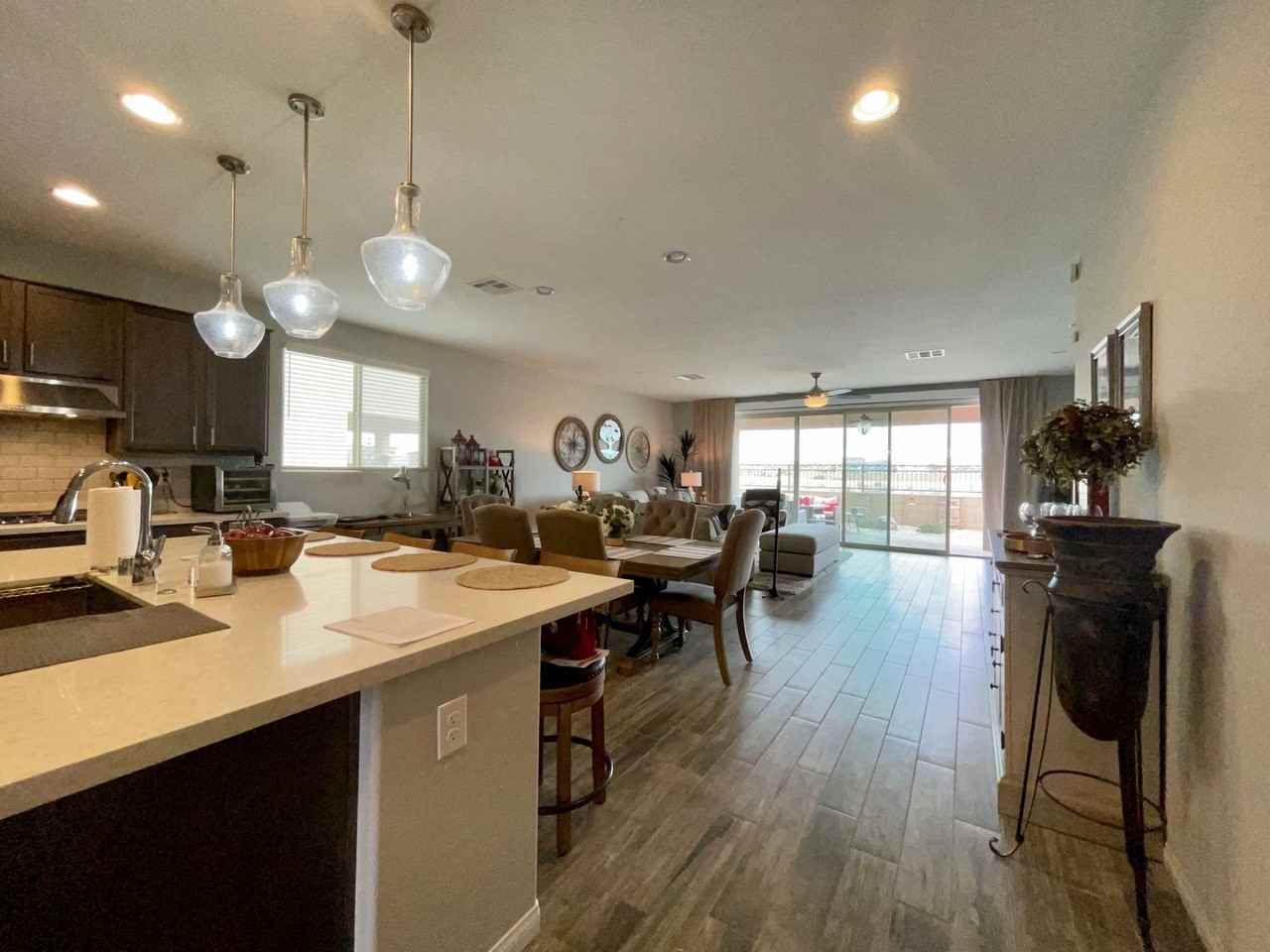 992 Whitworth Ave - Photo 7 of 24