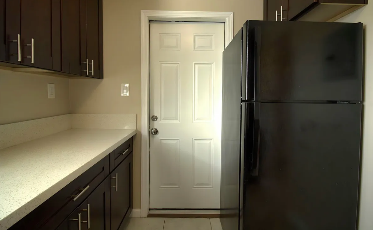 2122 Drescher St - Photo 6 of 17