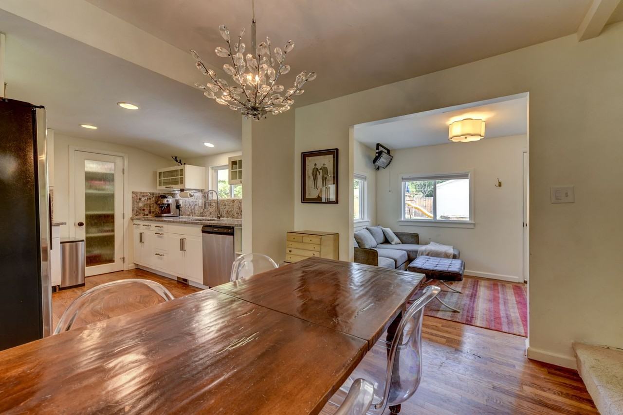 303 E Chester St - Photo 7 of 27