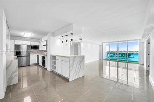 6770 Indian Creek Dr #70 - Photo 1 of 1