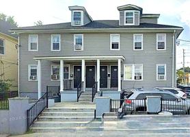 featured image of 842 Summer St