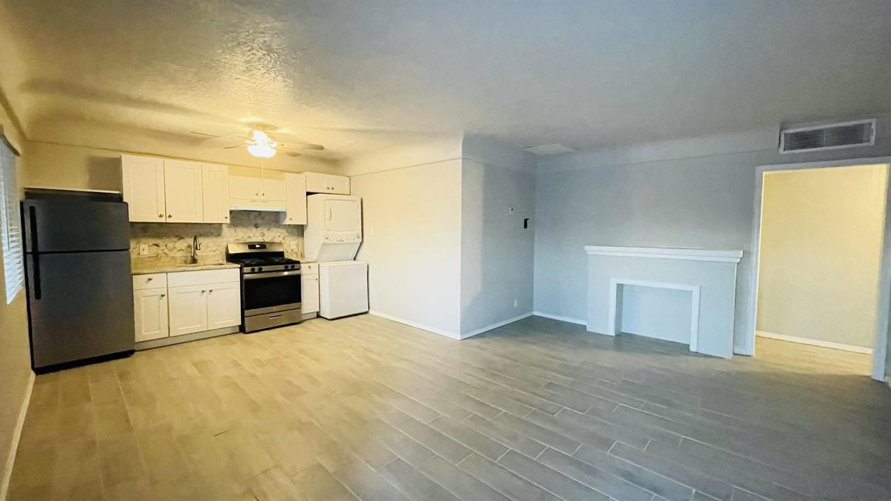 821 Olson Street - Photo 3 of 16