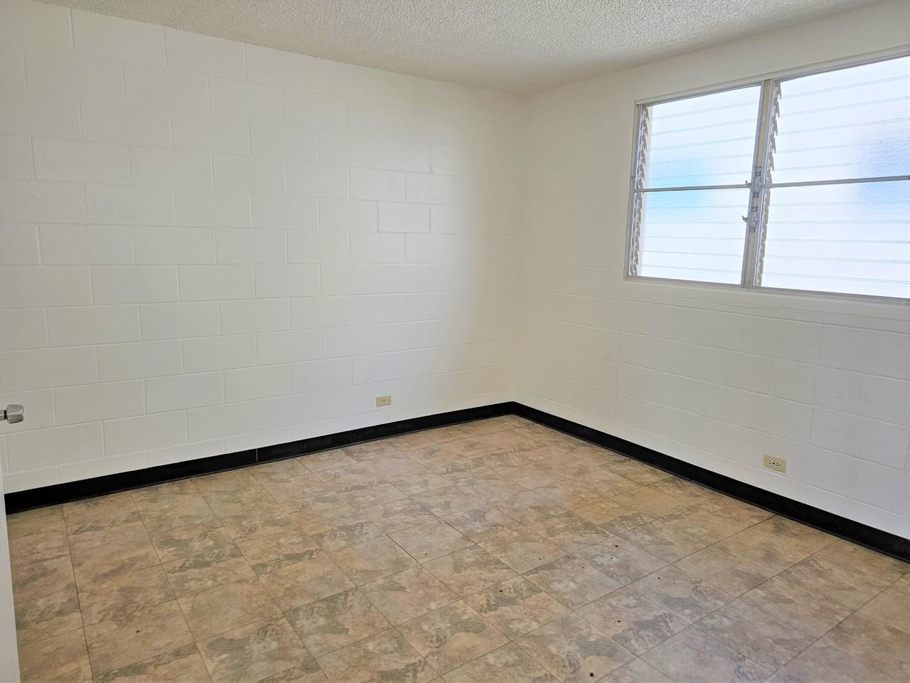 94-961 KAHUAMOKU PL- AGENTS: SANDY FREITAS/K. FUKUMOTO - 21 #21 - Photo 4 of 8