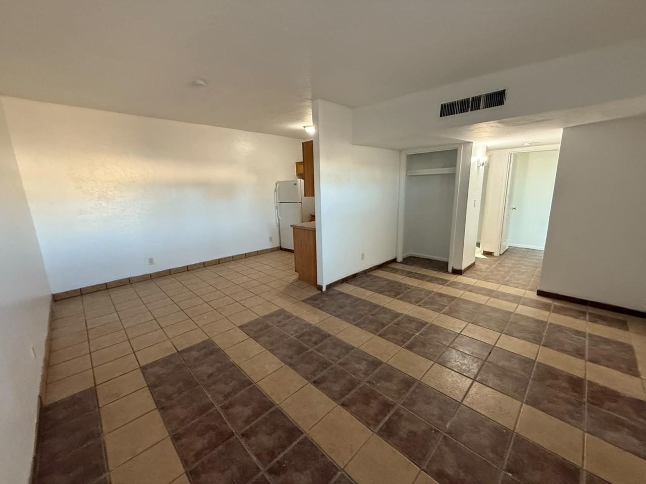 1664 // 2419 North Geronimo Avenue #C - Photo 6 of 16