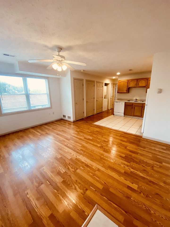 1486 Clover Avenue - Photo 3 of 6