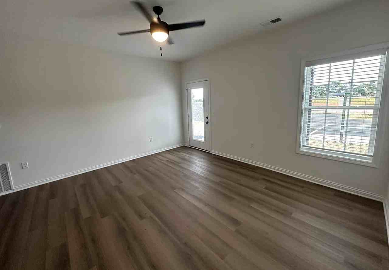 713 Ivy Branch Street - Photo 6 of 10