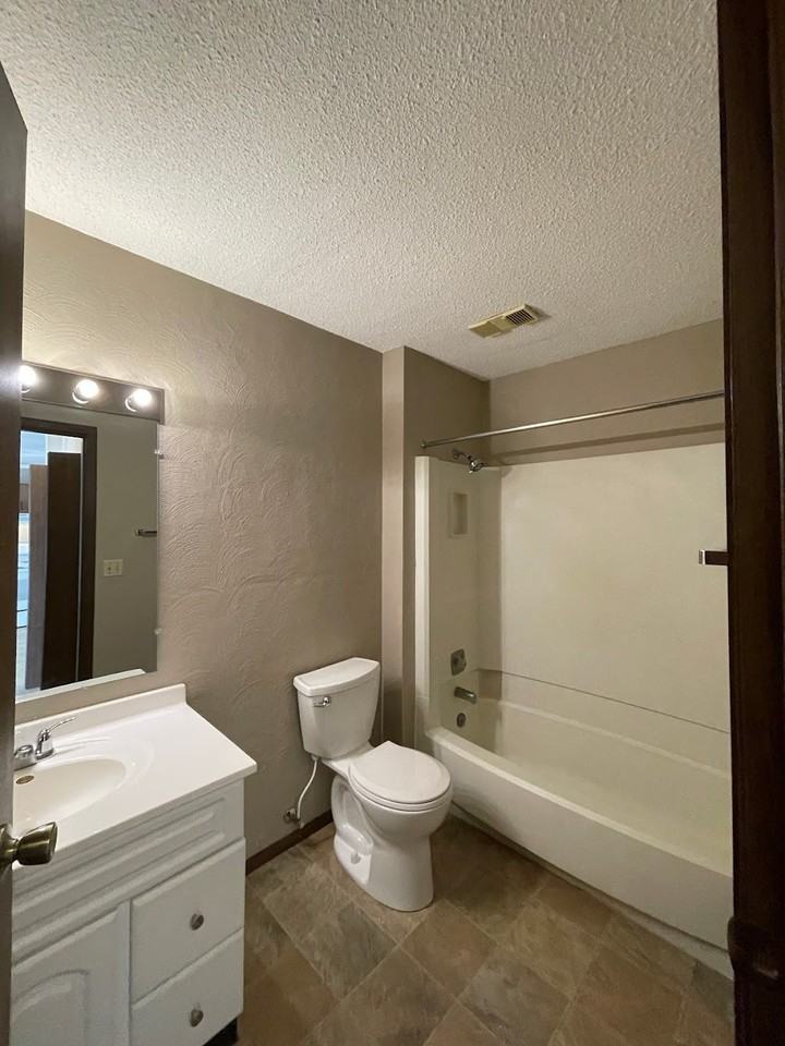 River Bluff Apartment Homes - Photo 5 of 14