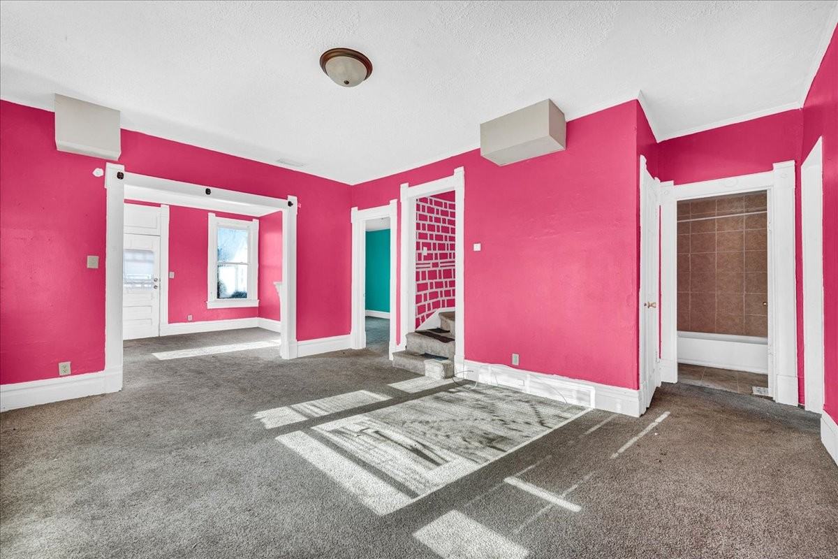 102 N Cedar Ave #1 - Photo 5 of 29