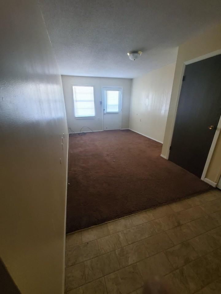 115 South Main Street - Photo 5 of 8