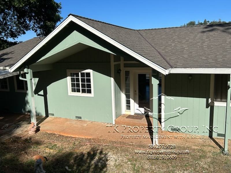 19378 Peyton Pl - Photo 3 of 28