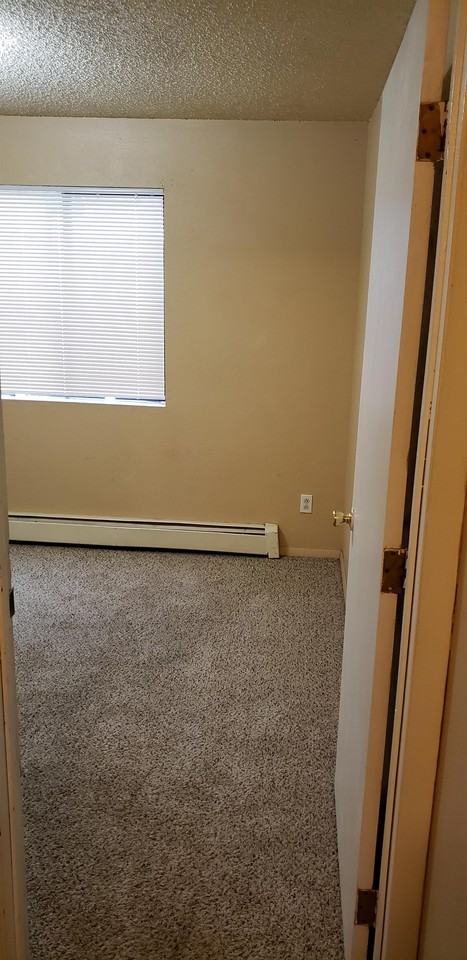 3226 Rood Ave #4 - Photo 4 of 5