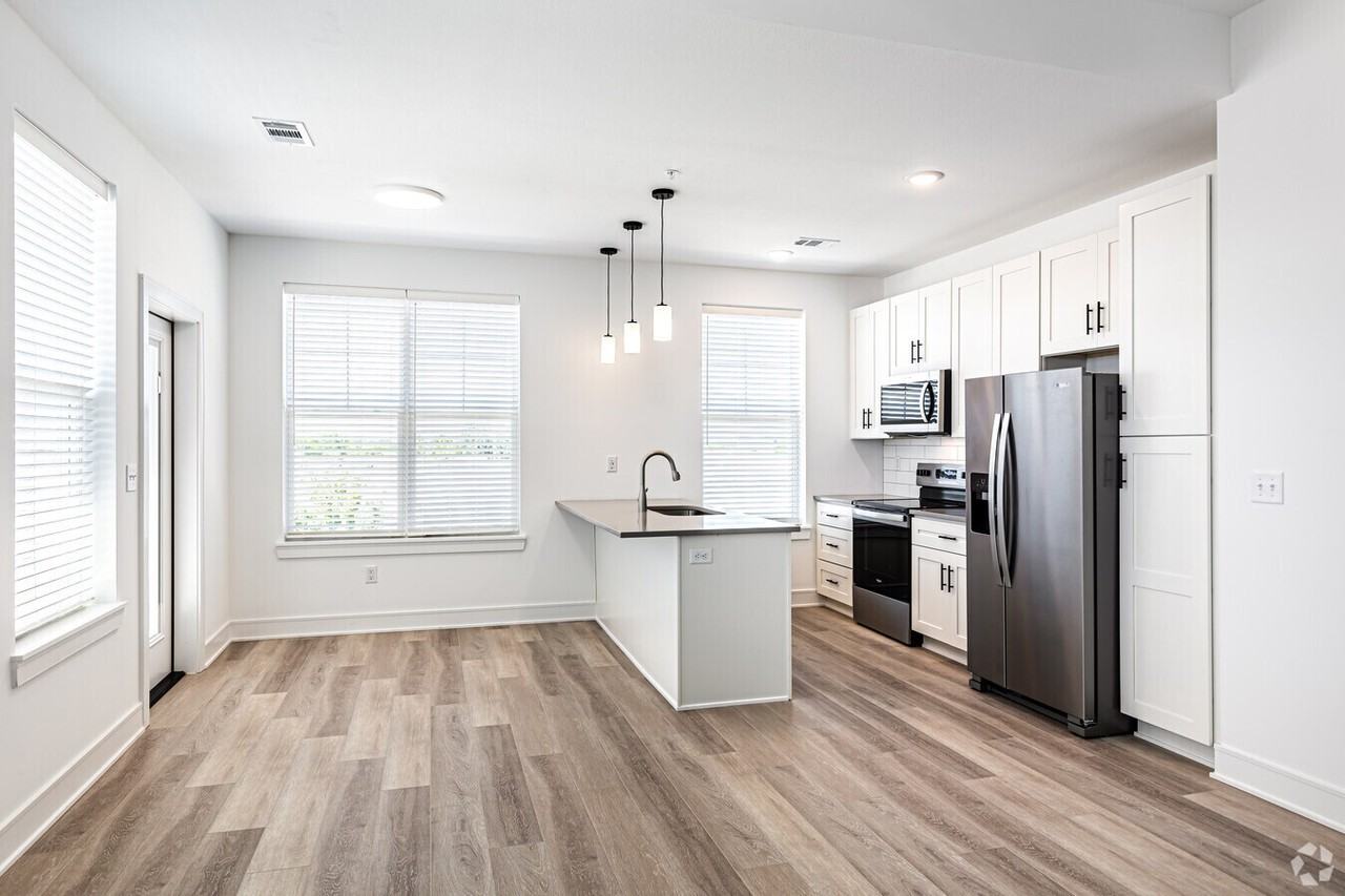 The Bristol II - 313770 Shoal Creek Parkway #313 - Photo 4 of 6