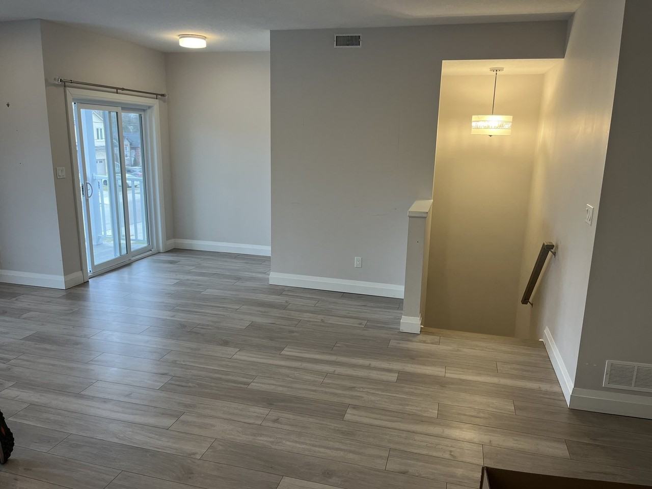 32 Third Ave - Photo 3 of 11