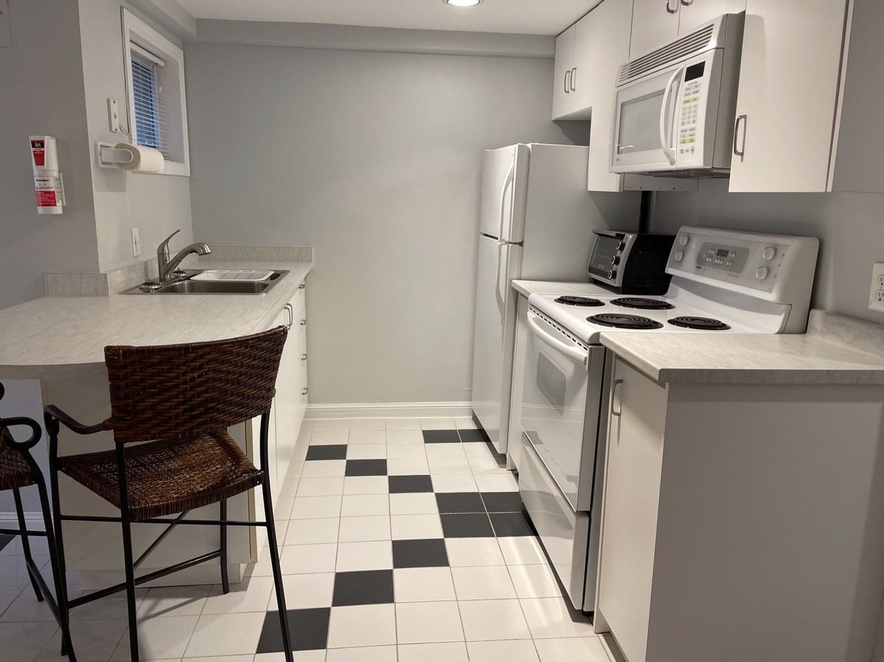 88 Hamilton St - Photo 6 of 10