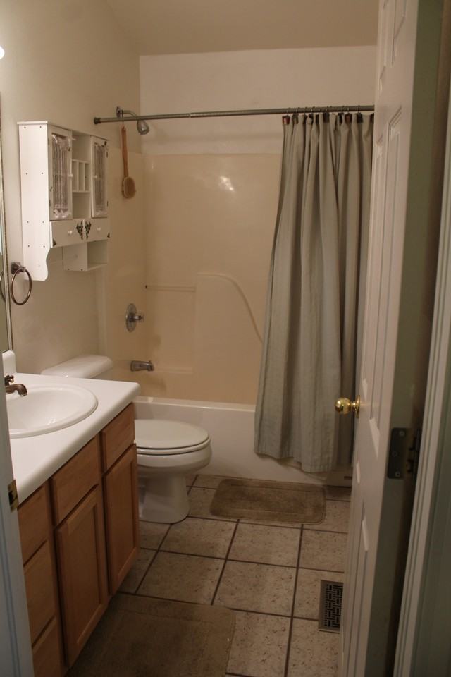 Souders - 201 Mallow Court #1 - Photo 4 of 10