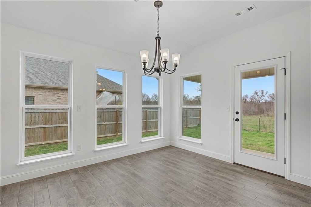 5377 Clear Springs Ave - Photo 6 of 17