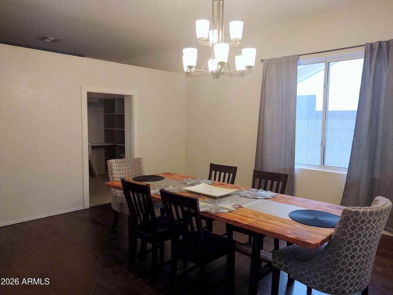 741 N Soho Pl - Photo 5 of 20