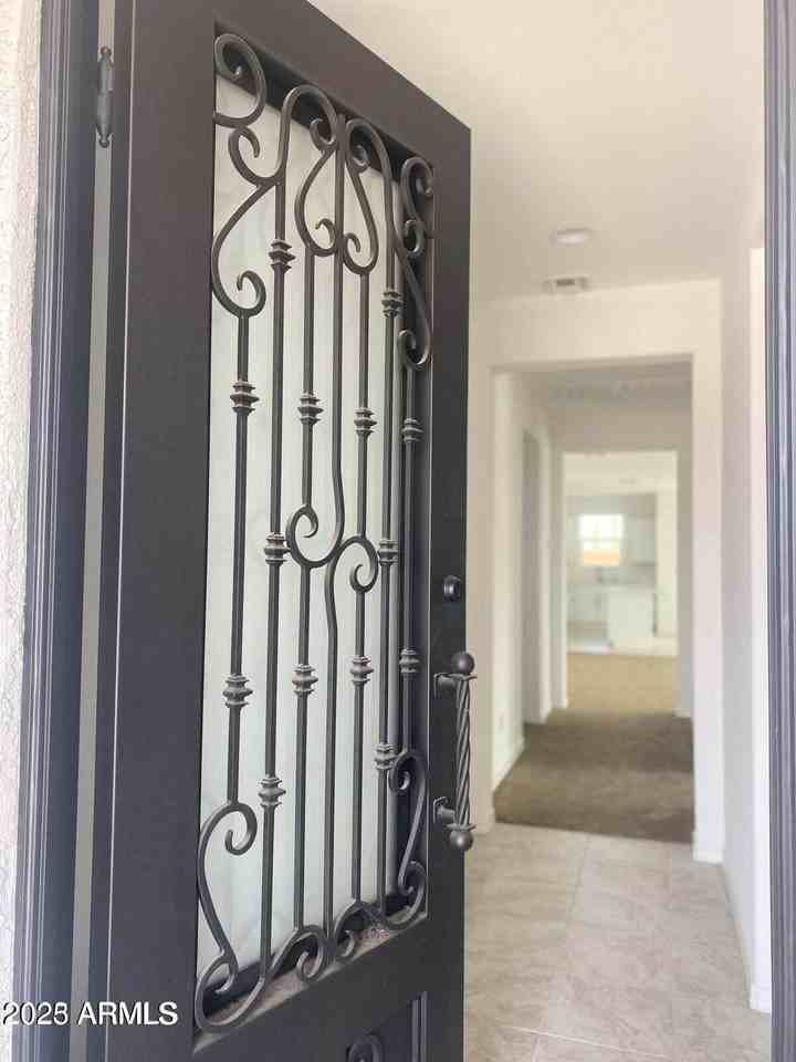 14204 W Honeysuckle Dr - Photo 2 of 30