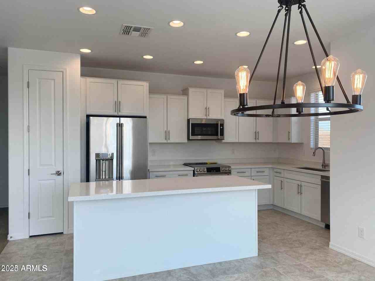 14204 W Honeysuckle Dr - Photo 5 of 30