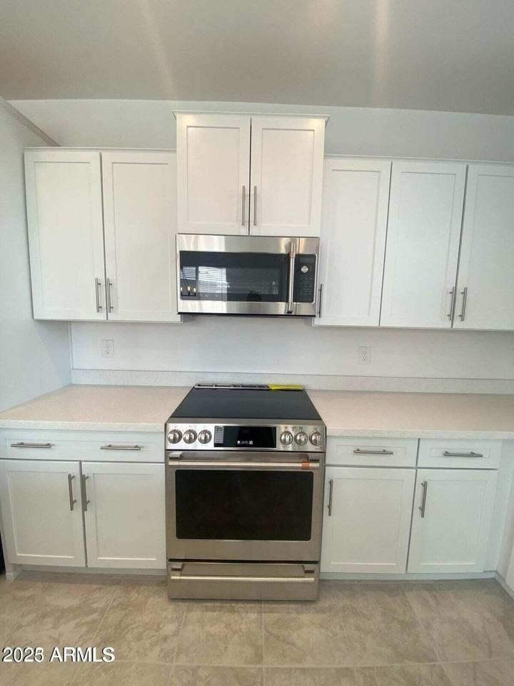 14204 W Honeysuckle Dr - Photo 7 of 30