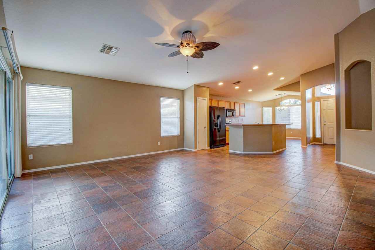 8478 W Monona Ln - Photo 2 of 22