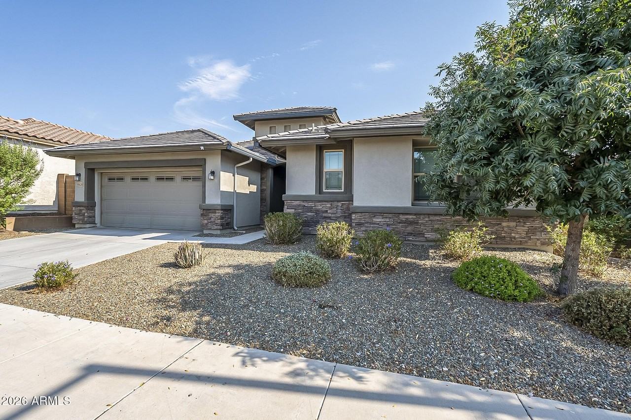 11628 W Andrew Ln - Photo 3 of 50